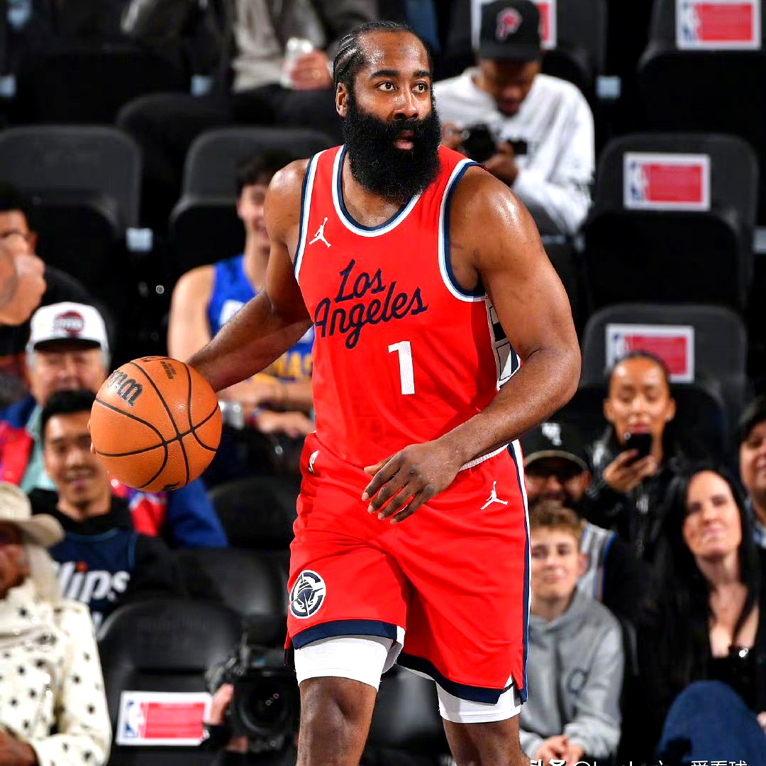 九游体育官网-包含快船球员公开质疑裁判判罚尺度，引争议，名称主题的人出来以上来自公司.的词条